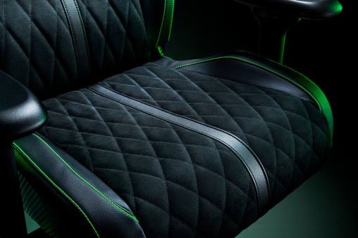 Razer enki pro HP4J130 silla de juego un color